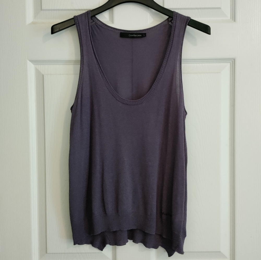 CALVIN KLEIN JEANS Juniors size L sleeveless sweater tank